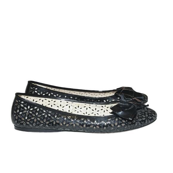 PRADA Black Patent Leather Lasercut Bow Ballet Flats Size 40 In Box - Picture 2 of 9